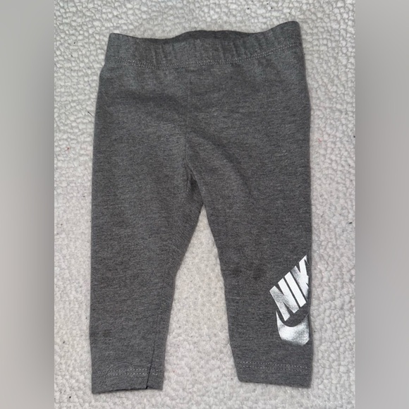 Nike Pink Sherpa Pullover and Gray Leggings Set - Picture 3 of 3
